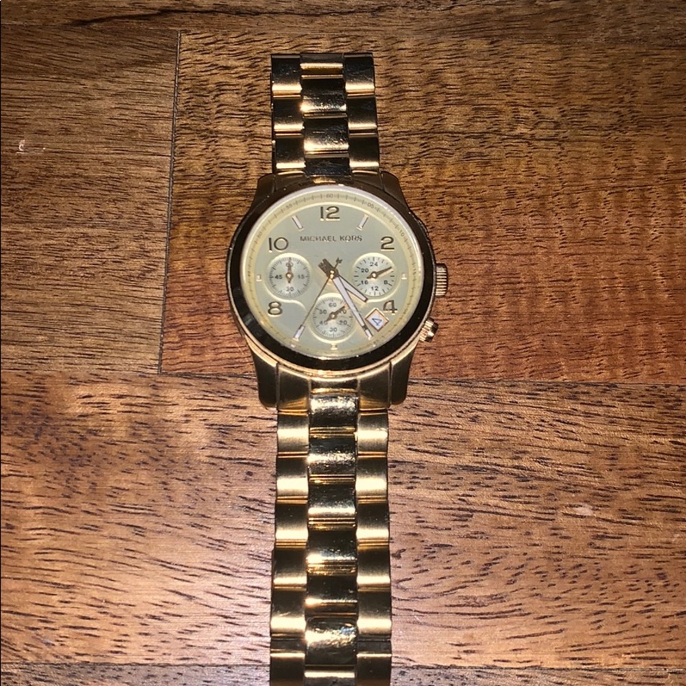 Michael Kors Gold Runway watch